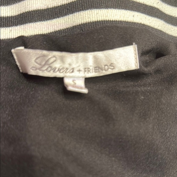 Lovers and friends Floral Black Bomber Jacket size S - Picture 2 of 4